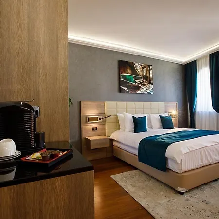 Hotel Casa Hrisicos Constanţa