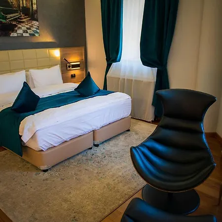 Hotel Casa Hrisicos 4*