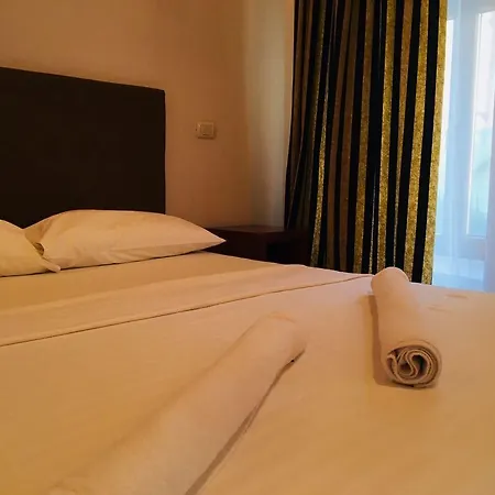 Casa Hrisicos Hotel 4*