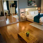 Hotel Casa Hrisicos 4*