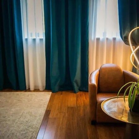 Casa Hrisicos Hotel 4*